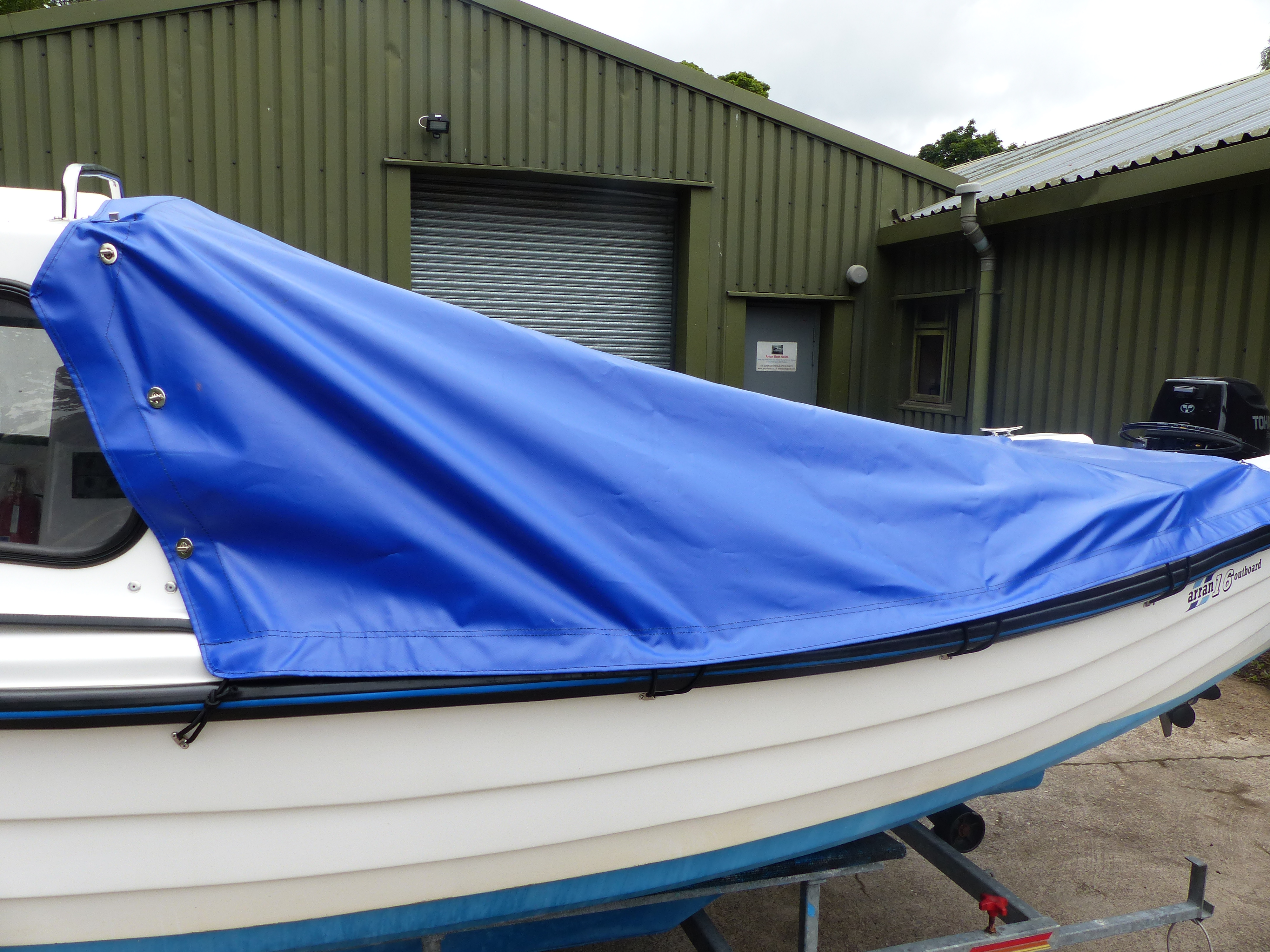 open-boat-tonneau-covers